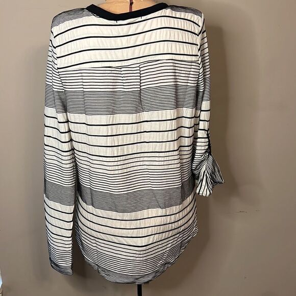 NWT Sanctuary Black and White Stripe Tunic Blouse - Size Medium - Picture 8 of 11